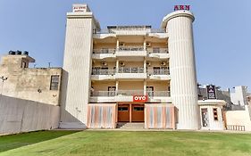 Hotel O Utsav Vatika